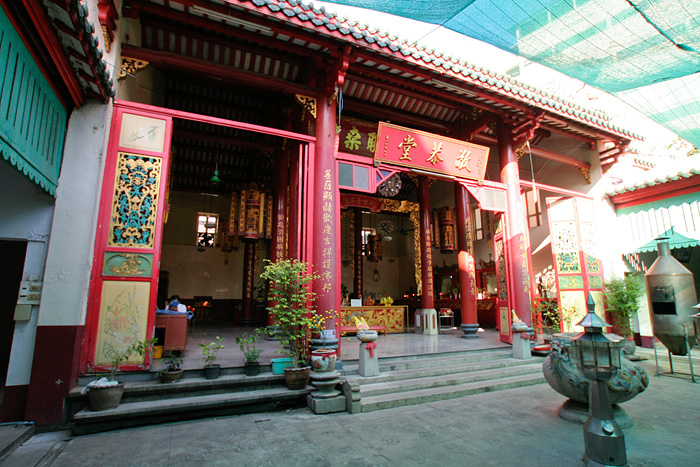 サーンチャオ・クワーントゥン（広東寺）