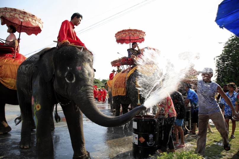 水かけ祭りとしても知られるタイ正月のお祭り「ソンクラーン」