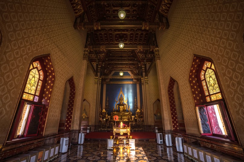 ワット・ベンチャマボピット (大理石寺院）