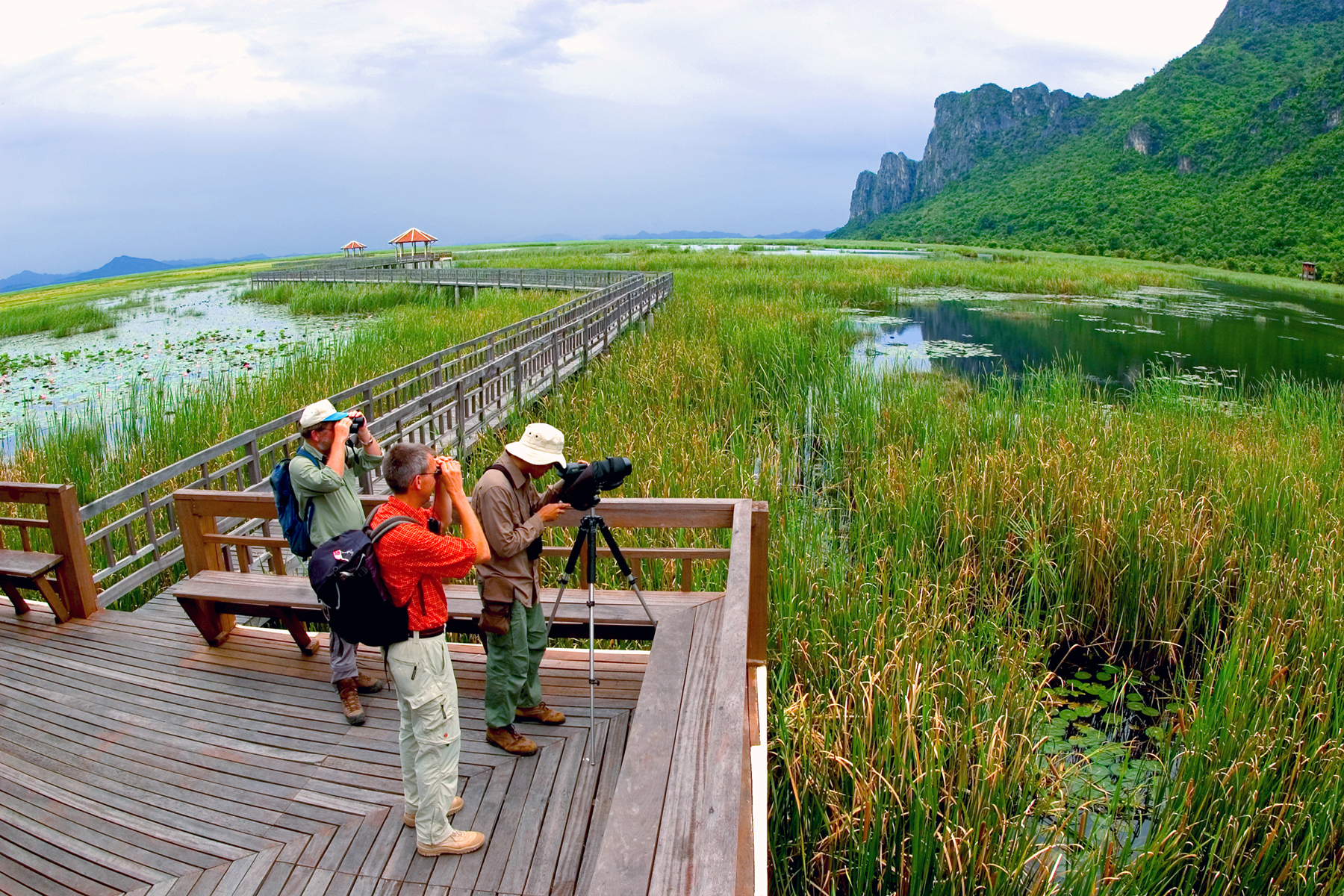 カオ サムローイ ヨート国立公園 公式 タイ国政府観光庁