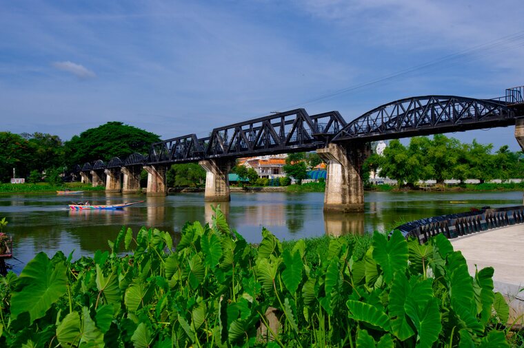 クウェー川鉄橋