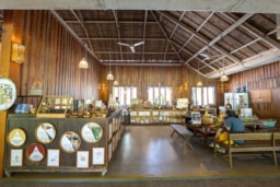 スアン・サンプラーン（旧サンプラーン・リバーサイド/旧ローズ・ガーデン）