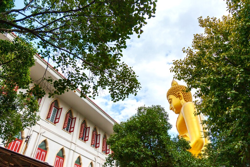 ワット・パークナム