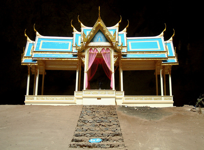 プラヤーナコーン洞窟（クーハーカルハット宮殿）