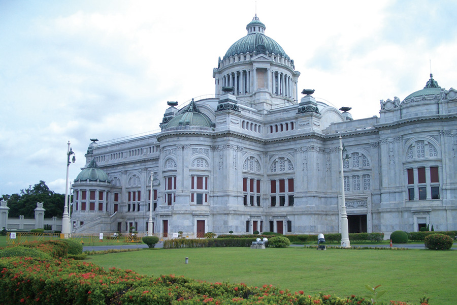 旧国会議事堂 アナンタ サマコム宮殿 公式 タイ国政府観光庁 旧国会議事堂 アナンタ サマコム宮殿 公式 タイ国政府観光庁