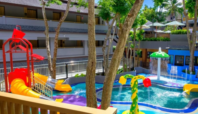 ホリデイ・イン・リゾート・クラビ・アオナン・ビーチ (旧デュシット D2 アオナン・クラビ）