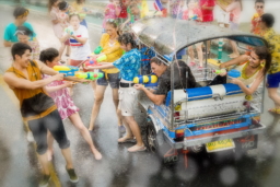 【イベント＆ツアー】タイの水かけ祭り「ソンクラーン」を満喫できるおすすめツアー、5万円代から！