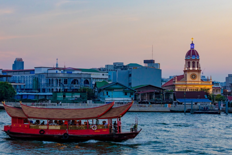 タイの多様性を感じるお寺巡り旅