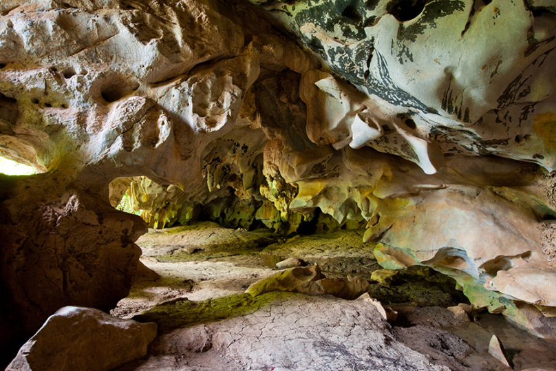 ロット洞窟