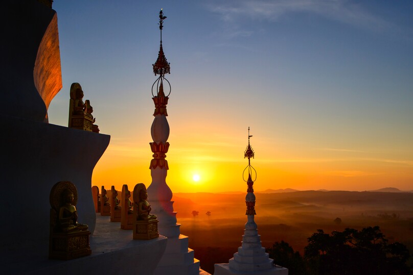 カオナーナイルアン・タンマ・パーク