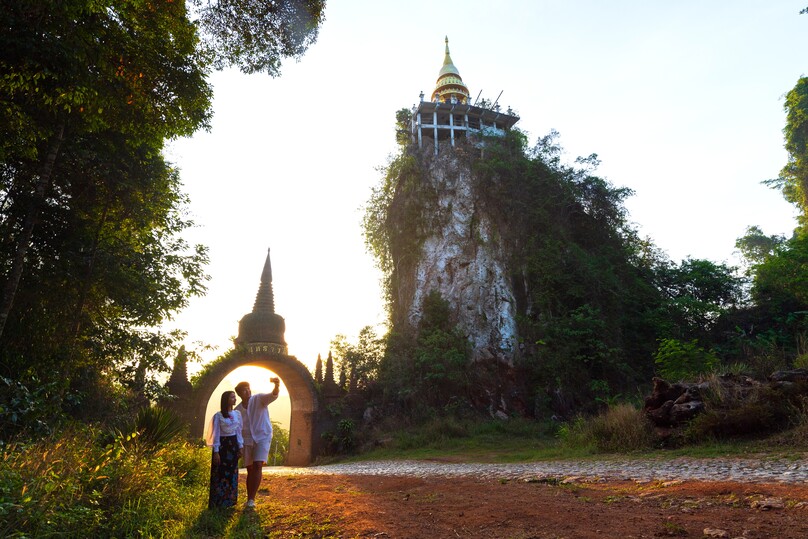 カオナーナイルアン・タンマ・パーク