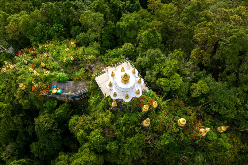 カオナーナイルアン・タンマ・パーク