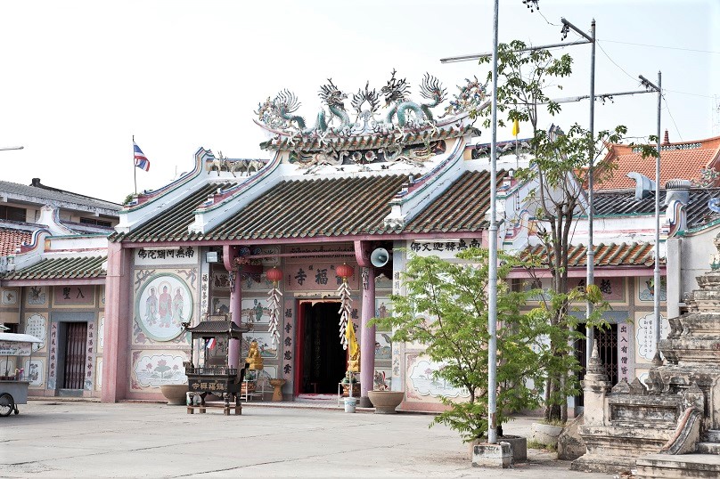 ワット・チンプラチャー・サモーソーン (龍福寺)