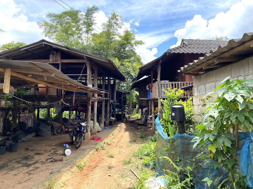 カレン族の村 (ドイ・インタノン)