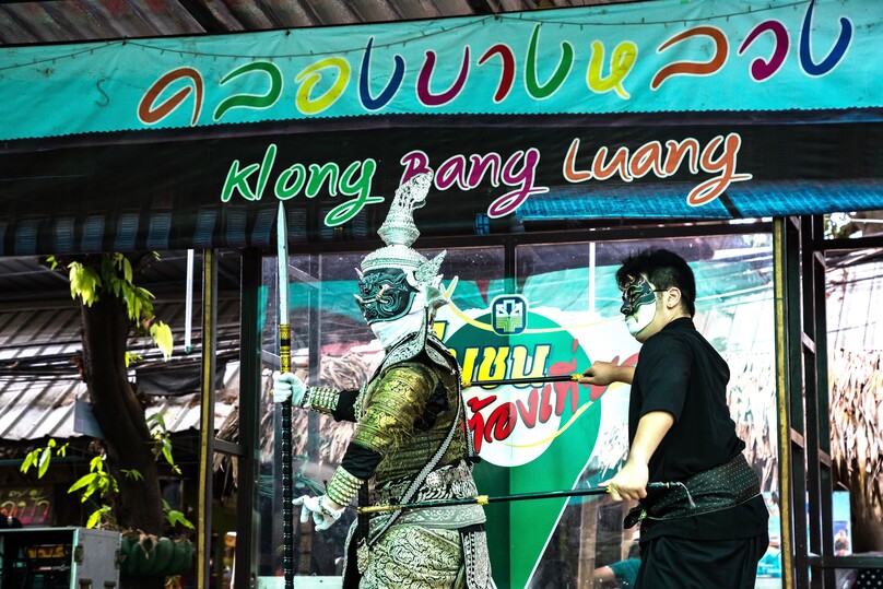 クローン・バンルアン水上マーケット (クローン・バンルアン・アート・ハウス)