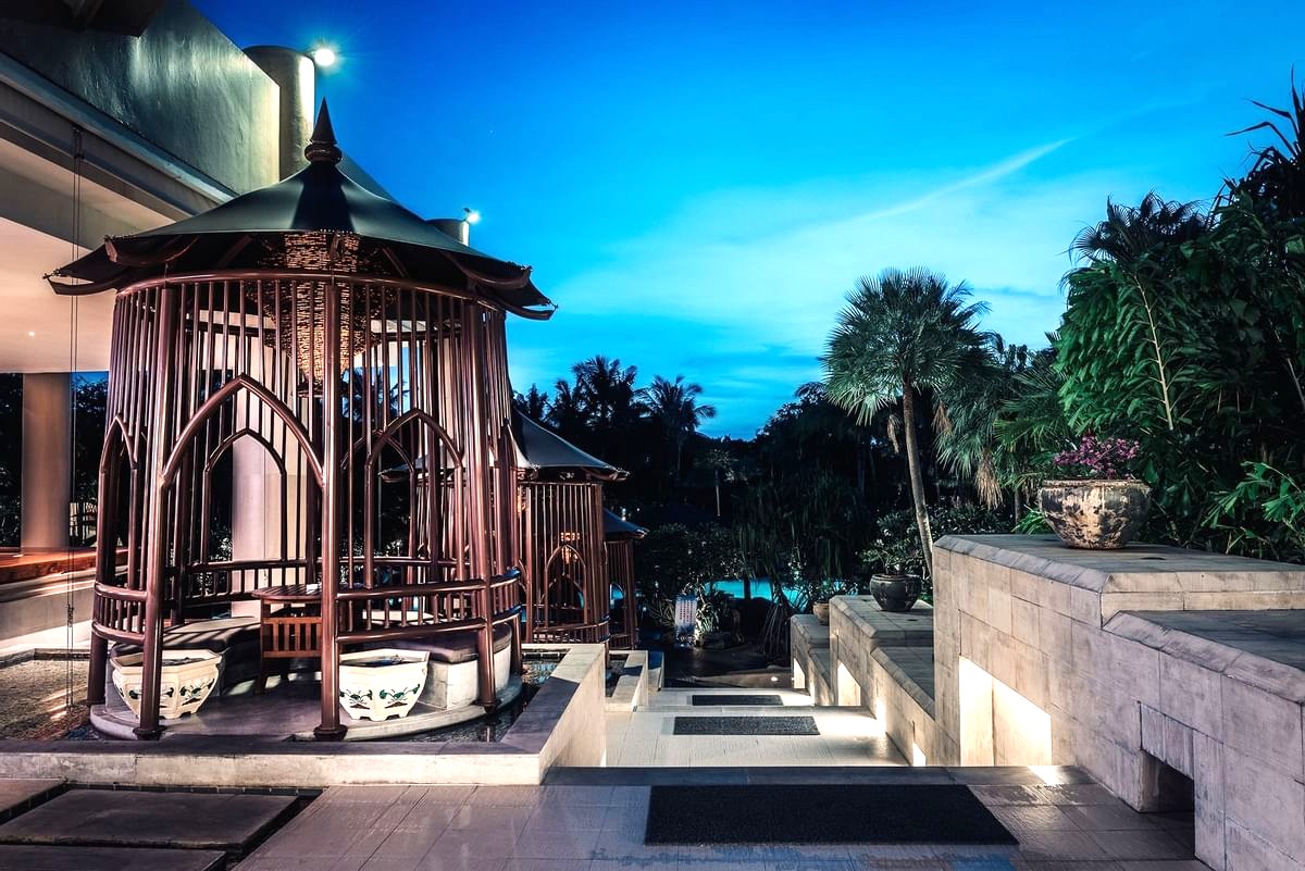 パラドックス・プーケット