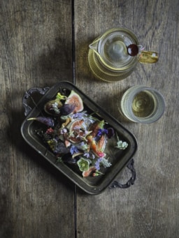 ウォールフラワーズ・カフェ